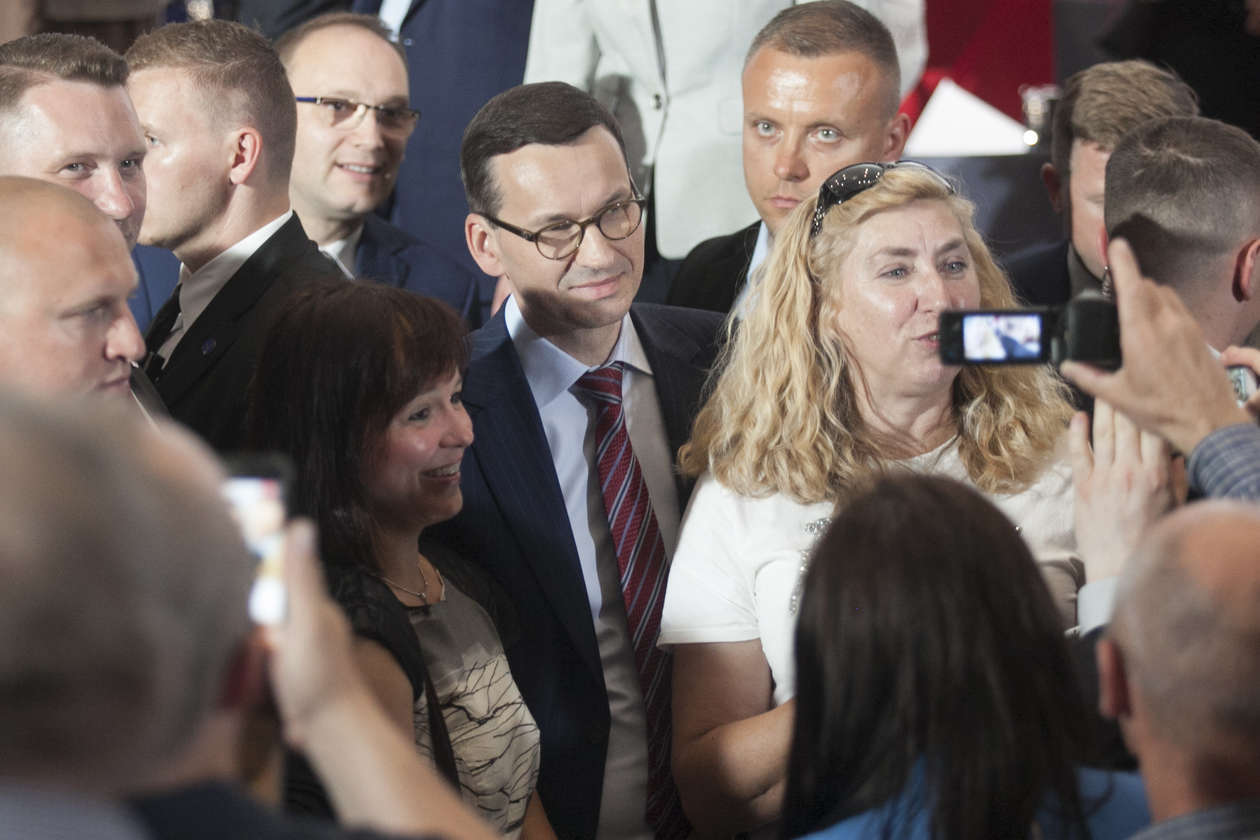  Spotkanie z premierem  Mateuszem Morawieckim w Lublinie (zdjęcie 13) - Autor: Jacek Szydłowski