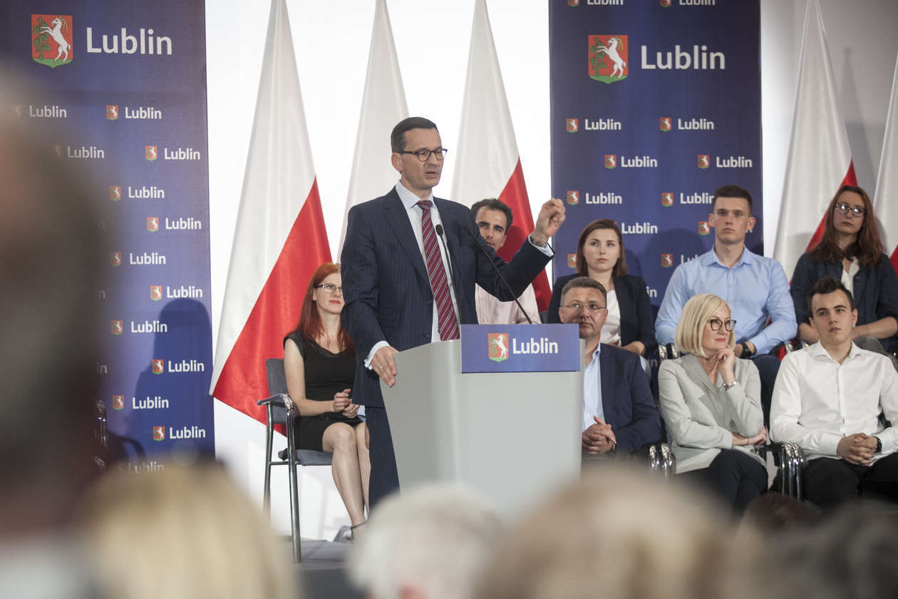  Spotkanie z premierem  Mateuszem Morawieckim w Lublinie (zdjęcie 11) - Autor: Jacek Szydłowski