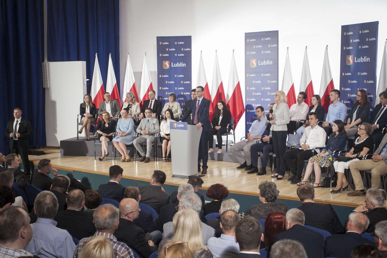 Spotkanie z premierem  Mateuszem Morawieckim w Lublinie (zdjęcie 8) - Autor: Jacek Szydłowski