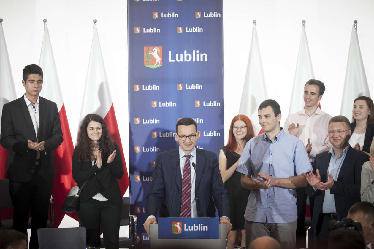  Spotkanie z premierem  Mateuszem Morawieckim w Lublinie (zdjęcie 16) - Autor: Jacek Szydłowski