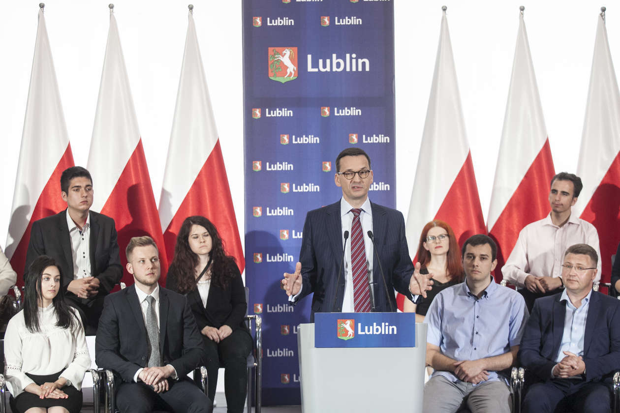  Spotkanie z premierem  Mateuszem Morawieckim w Lublinie (zdjęcie 2) - Autor: Jacek Szydłowski