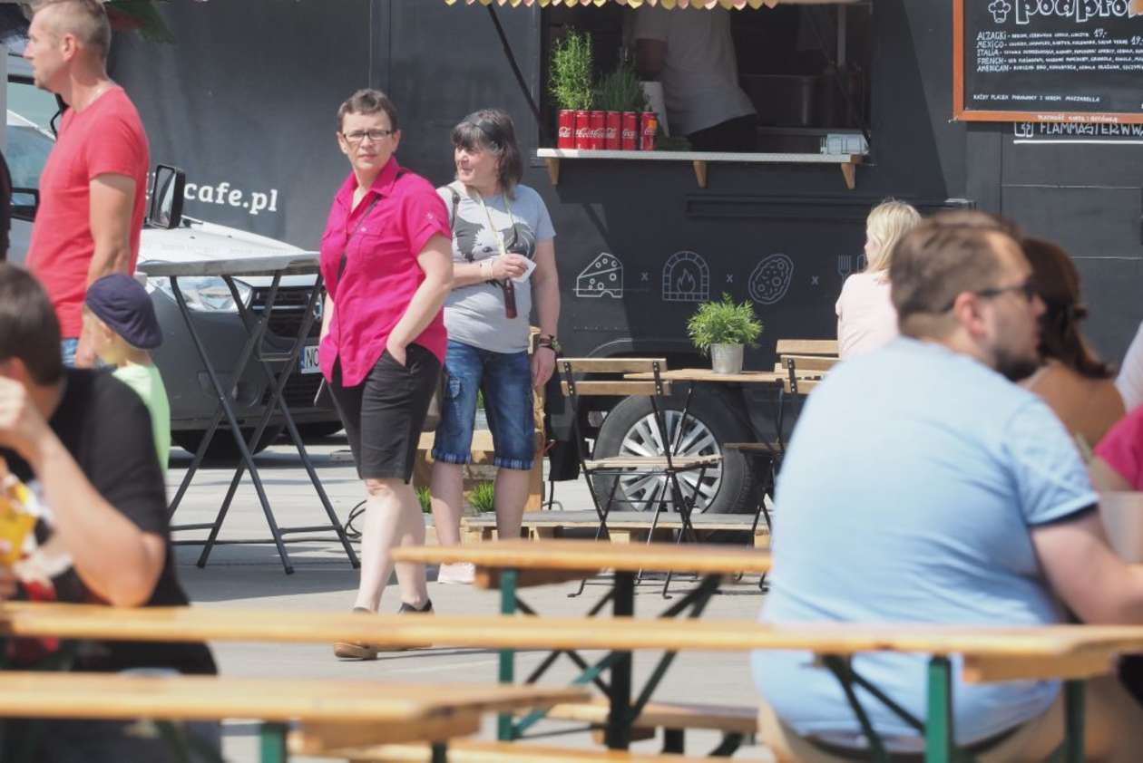  Zlot food trucków w Lublinie (zdjęcie 31) - Autor: Wojciech Nieśpiałowski