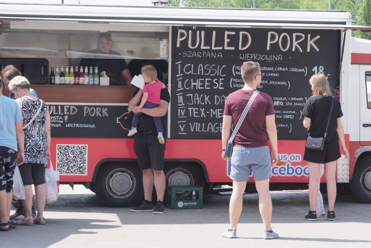  Zlot food trucków w Lublinie (zdjęcie 32) - Autor: Wojciech Nieśpiałowski