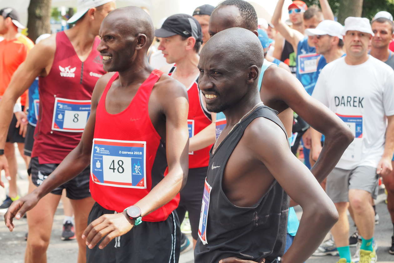  Półmaraton Solidarności 2018. Chwile przed startem (zdjęcie 11) - Autor: Paweł Buczkowski