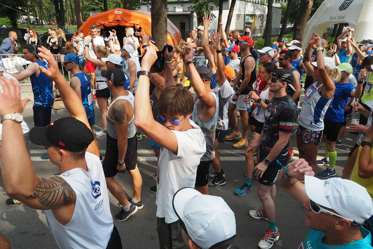  Półmaraton Solidarności 2018. Chwile przed startem (zdjęcie 7) - Autor: Paweł Buczkowski