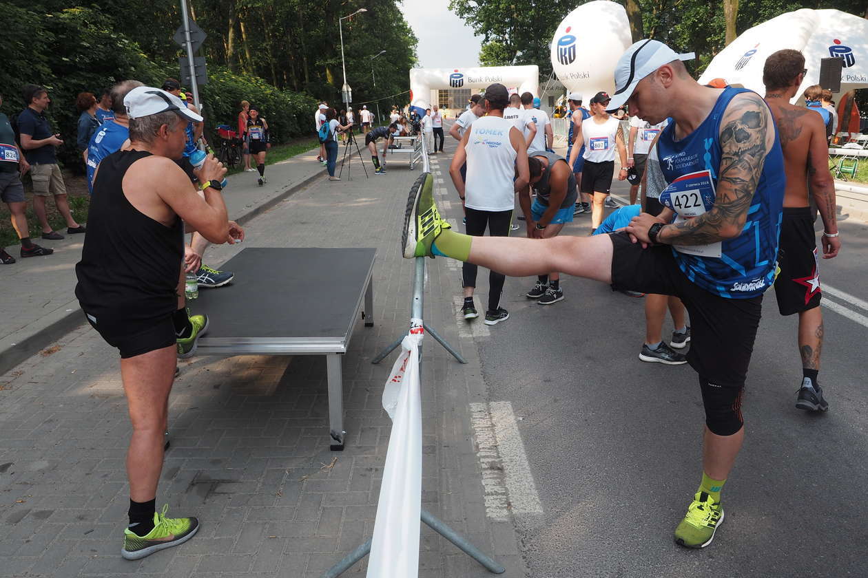  Półmaraton Solidarności 2018. Chwile przed startem (zdjęcie 17) - Autor: Paweł Buczkowski