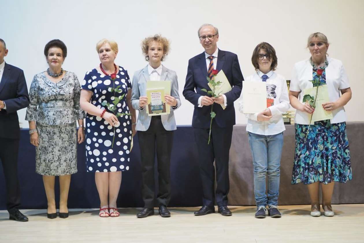  Uczniowie-laureaci odebrali nagrody prezydenta Lublina (zdjęcie 88) - Autor: Wojciech Nieśpiałowski