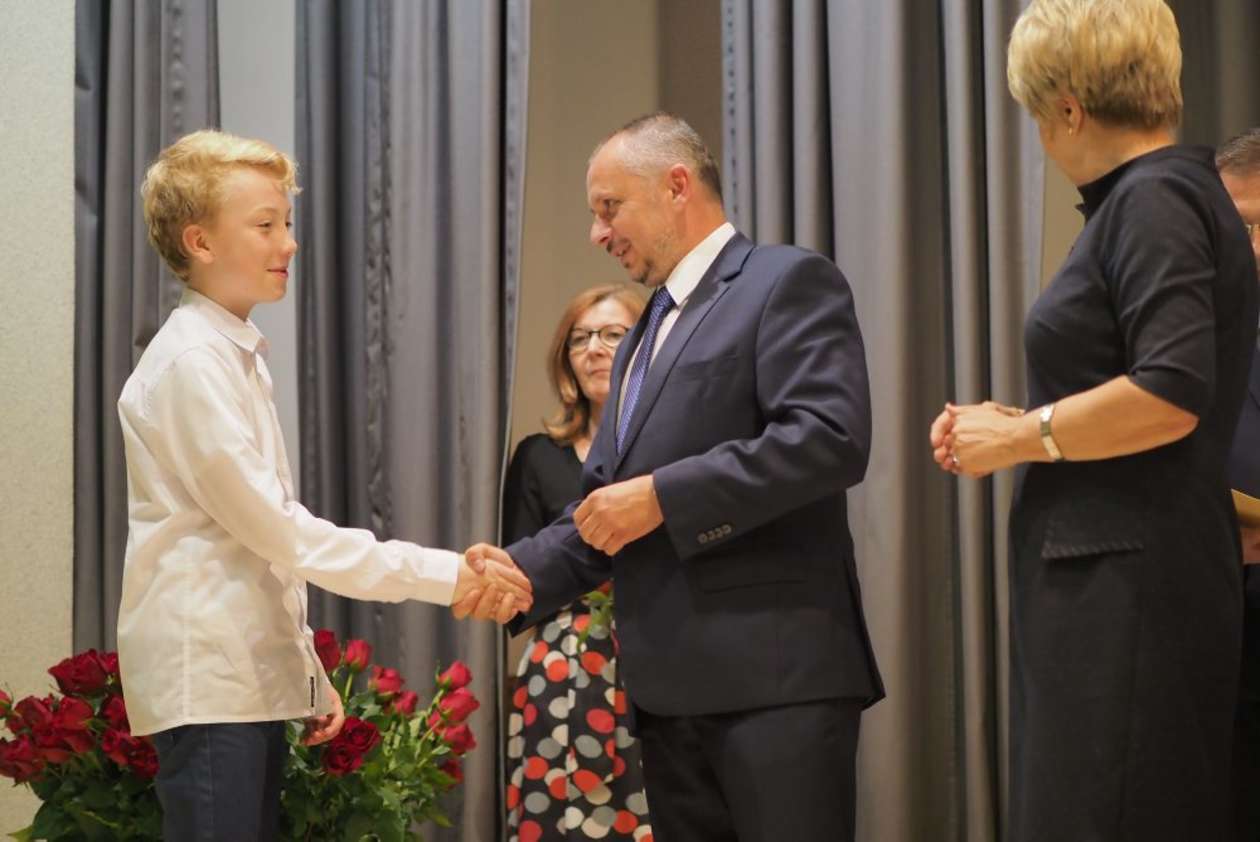  Uczniowie-laureaci odebrali nagrody prezydenta Lublina (zdjęcie 29) - Autor: Wojciech Nieśpiałowski