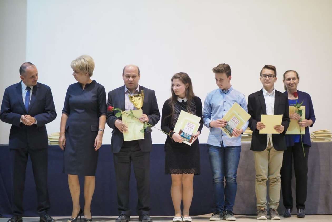  Uczniowie-laureaci odebrali nagrody prezydenta Lublina (zdjęcie 63) - Autor: Wojciech Nieśpiałowski