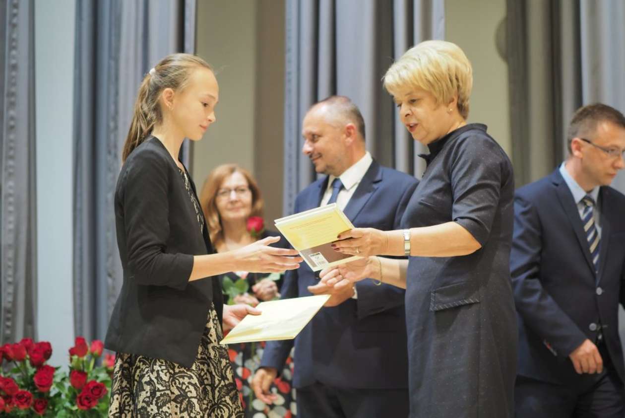  Uczniowie-laureaci odebrali nagrody prezydenta Lublina (zdjęcie 24) - Autor: Wojciech Nieśpiałowski