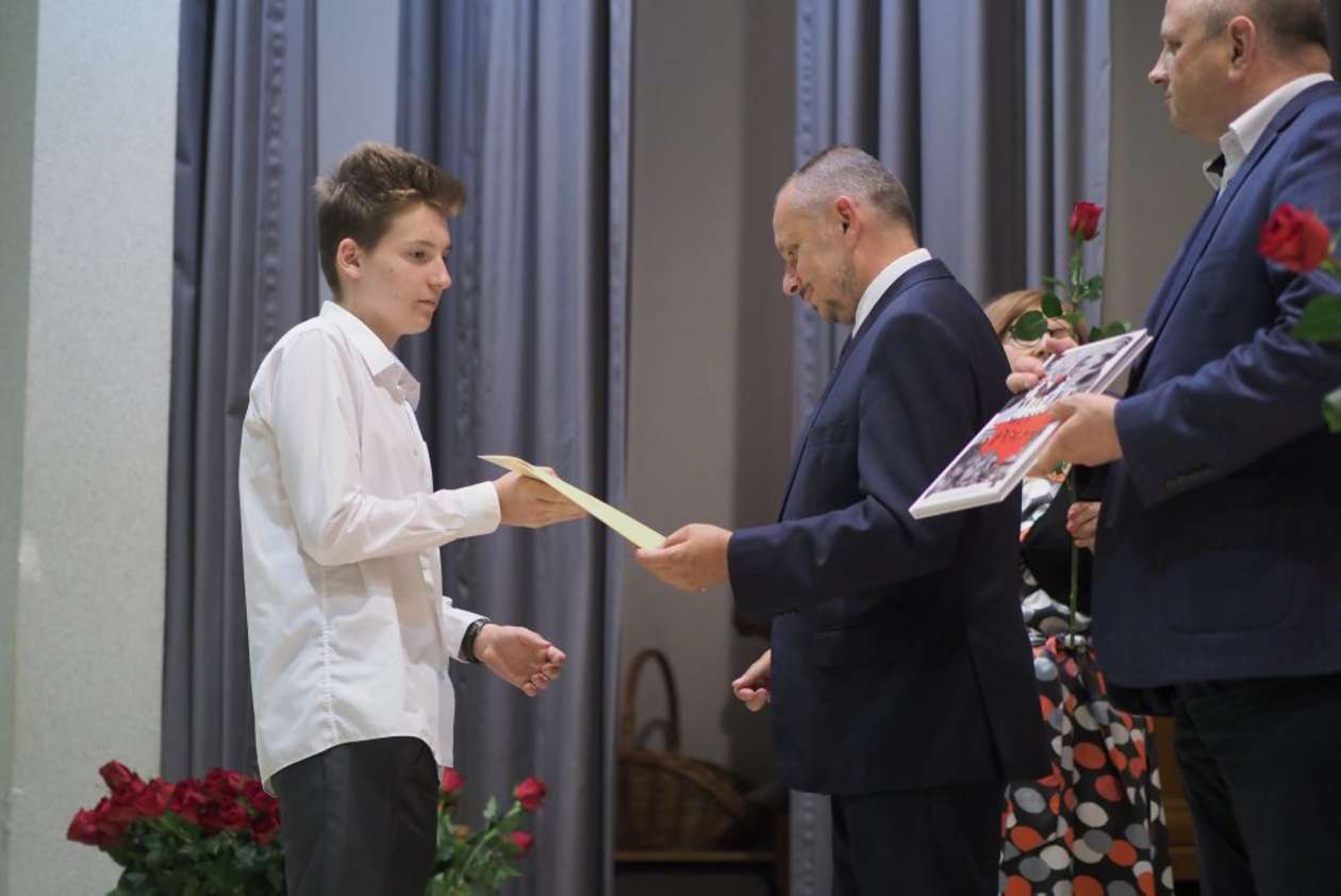  Uczniowie-laureaci odebrali nagrody prezydenta Lublina (zdjęcie 6) - Autor: Wojciech Nieśpiałowski
