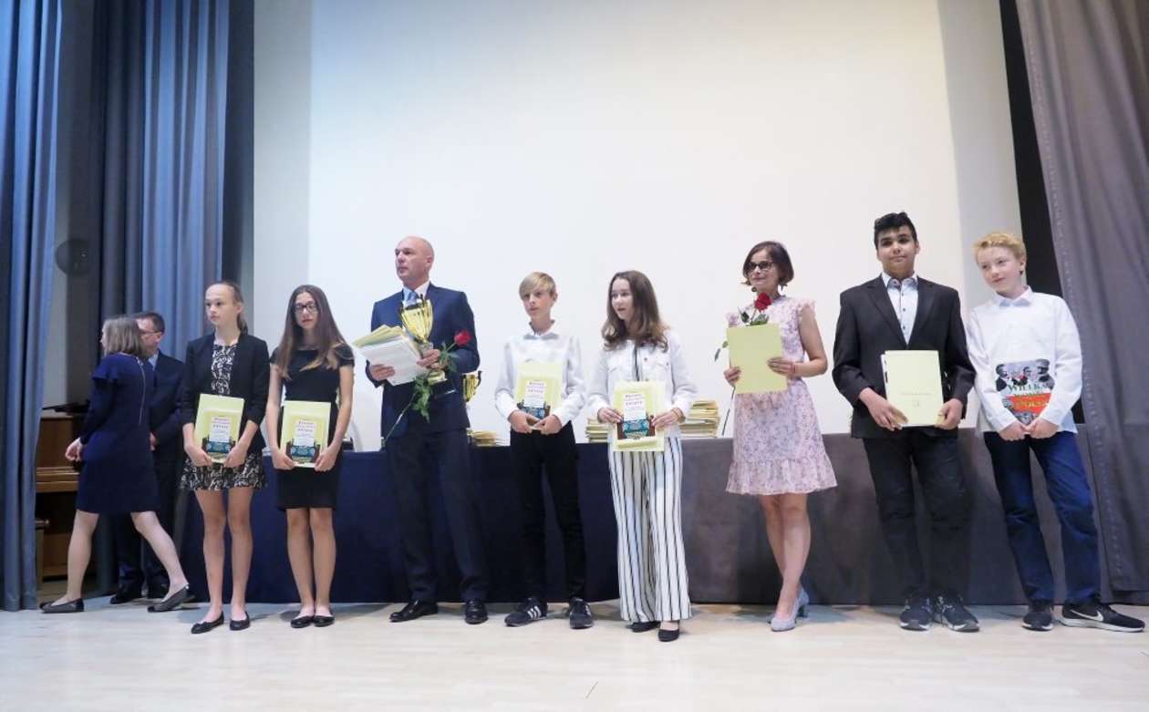  Uczniowie-laureaci odebrali nagrody prezydenta Lublina (zdjęcie 27) - Autor: Wojciech Nieśpiałowski