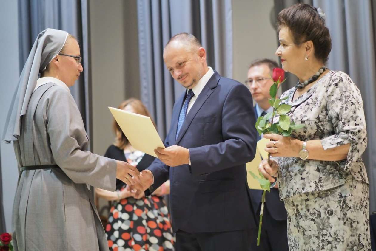  Uczniowie-laureaci odebrali nagrody prezydenta Lublina (zdjęcie 73) - Autor: Wojciech Nieśpiałowski