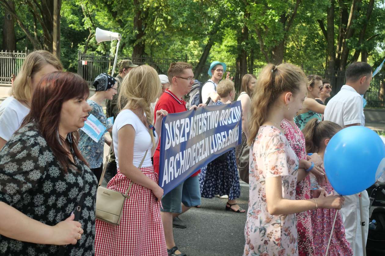  Marsz dla Życia i Rodziny w Lublinie  (zdjęcie 27) - Autor: Maciej Kaczanowski