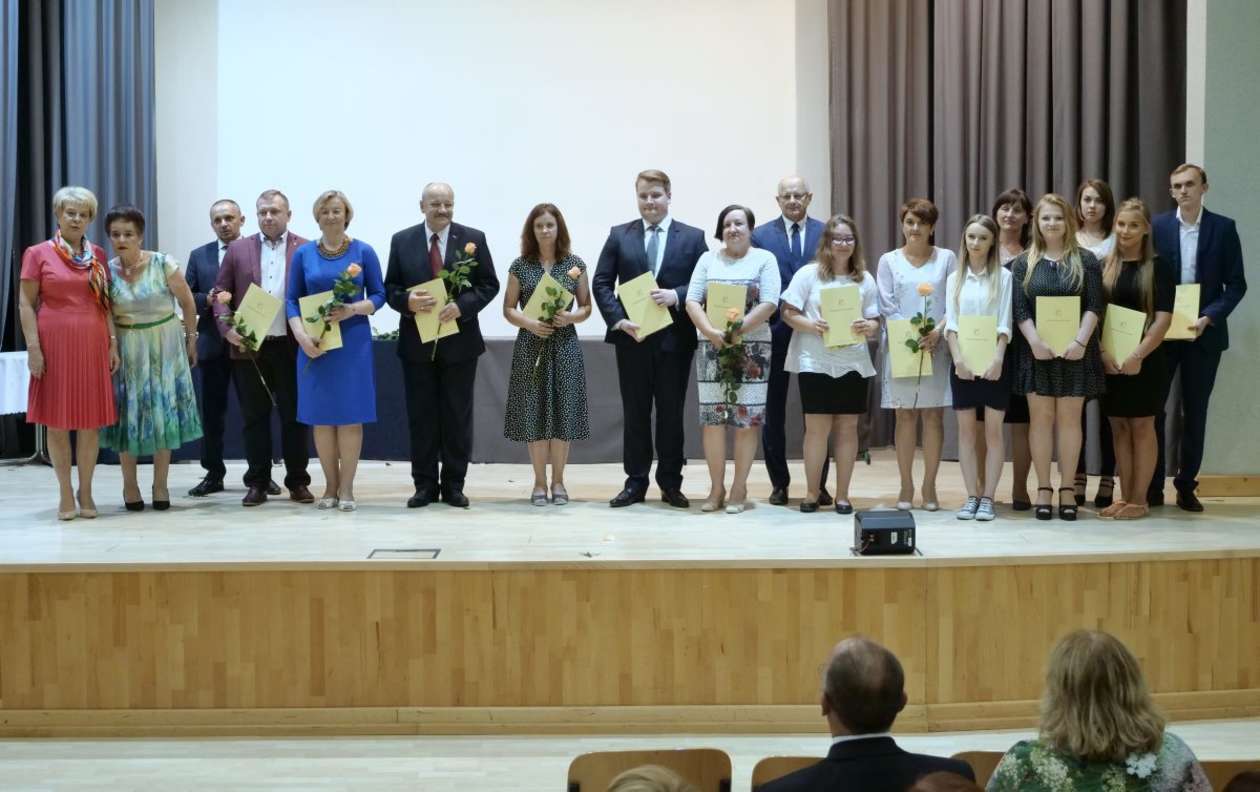  Nagrody dla najlepszych uczniów (zdjęcie 40) - Autor: Maciej Kaczanowski