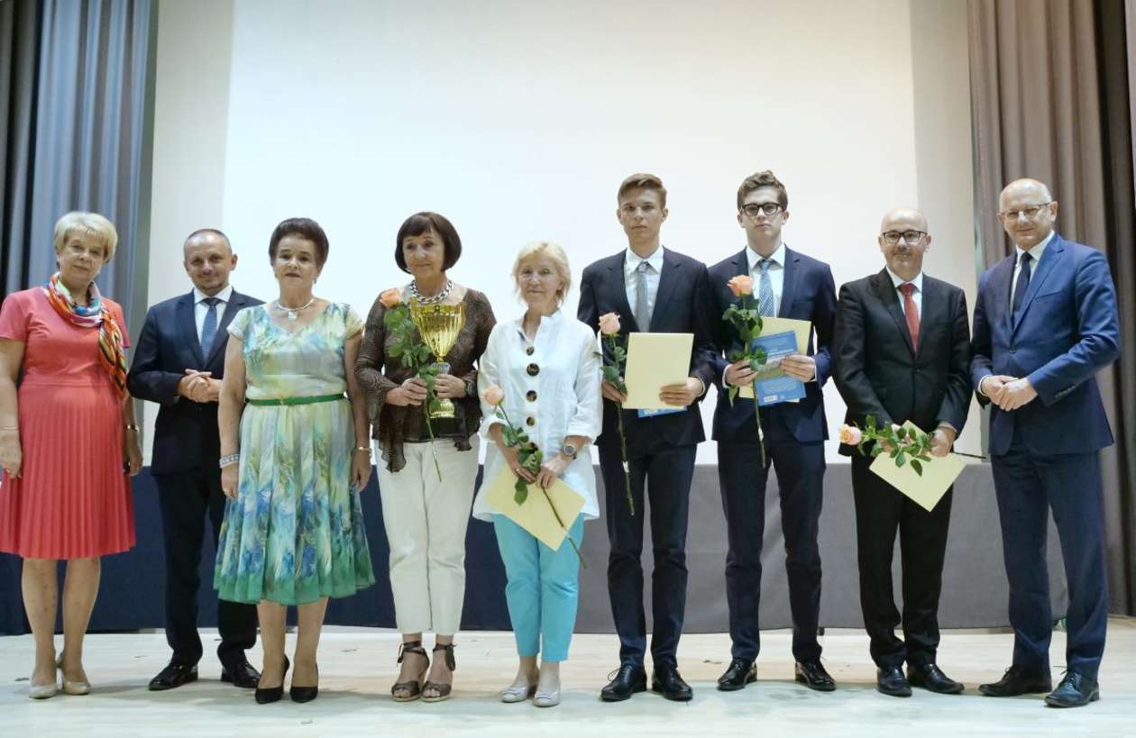  Nagrody dla najlepszych uczniów (zdjęcie 67) - Autor: Maciej Kaczanowski