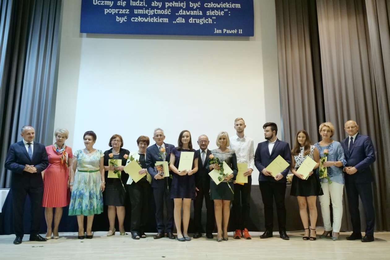  Nagrody dla najlepszych uczniów (zdjęcie 45) - Autor: Maciej Kaczanowski