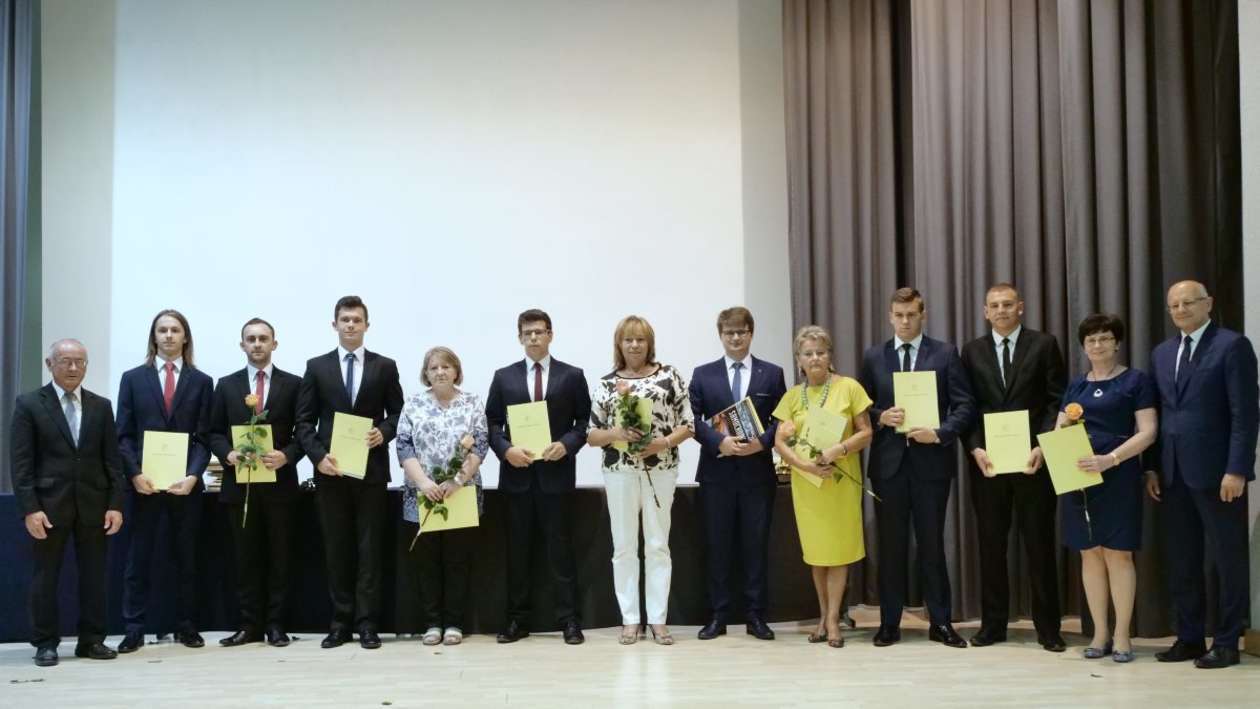  Nagrody dla najlepszych uczniów (zdjęcie 48) - Autor: Maciej Kaczanowski