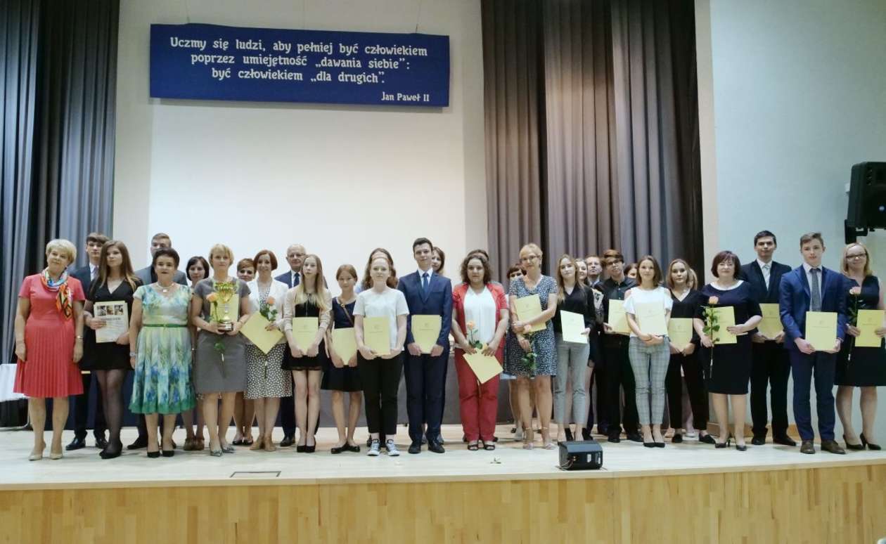  Nagrody dla najlepszych uczniów (zdjęcie 28) - Autor: Maciej Kaczanowski