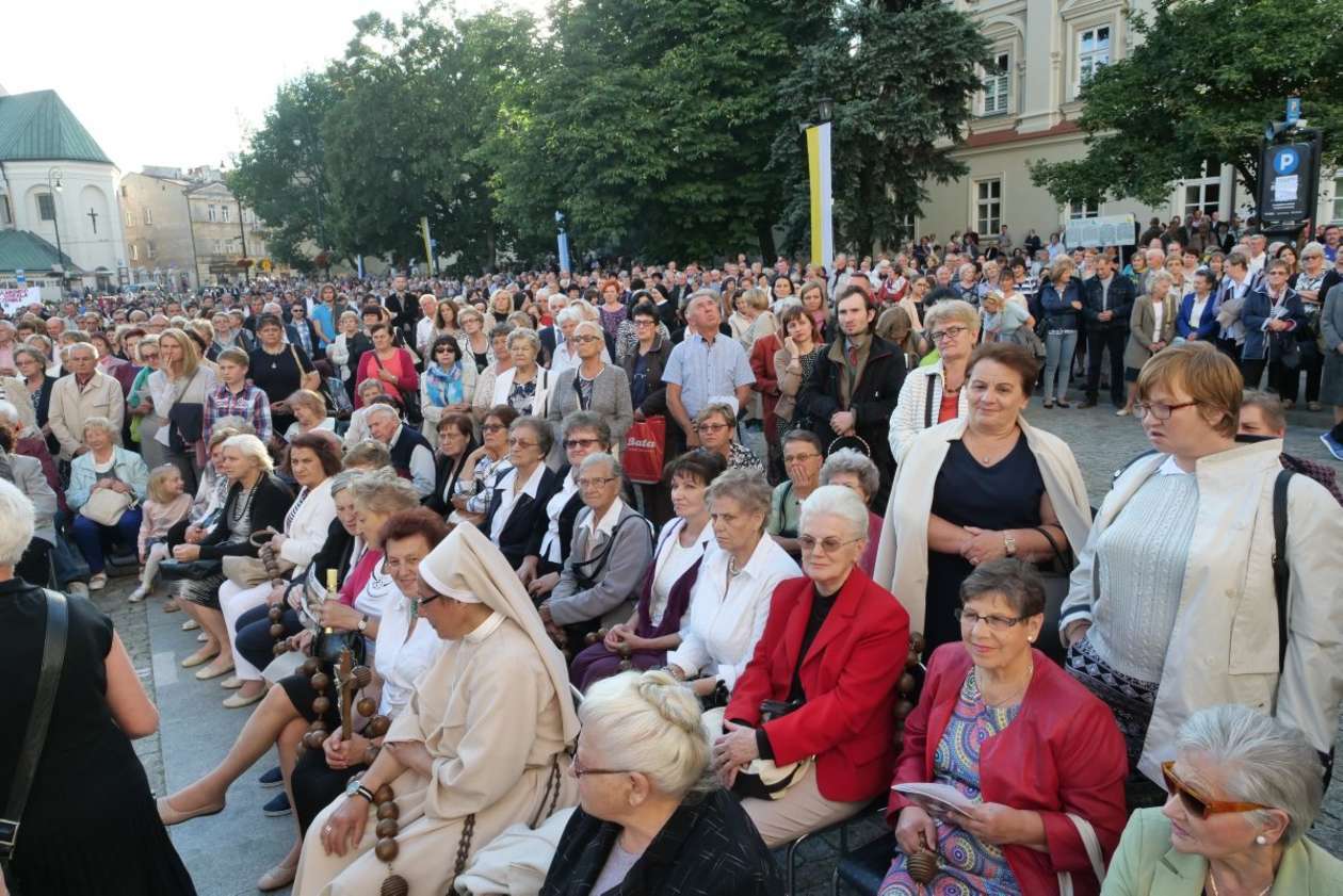  Obchody 69 rocznicy Cudu lubelskiego (zdjęcie 7) - Autor: Maciej Kaczanowski