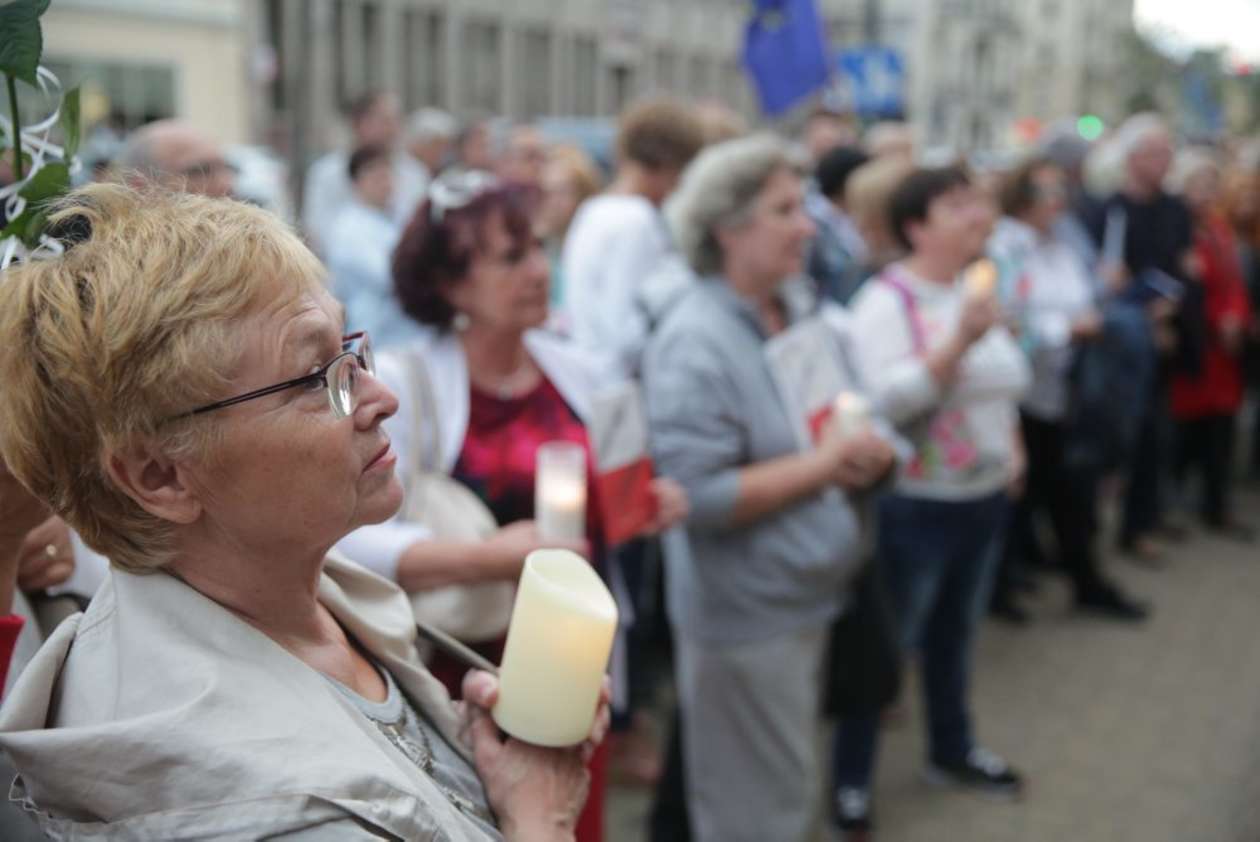 Protest w obronie Sądu Najwyższego - Autor: Wojciech Nieśpiałowski