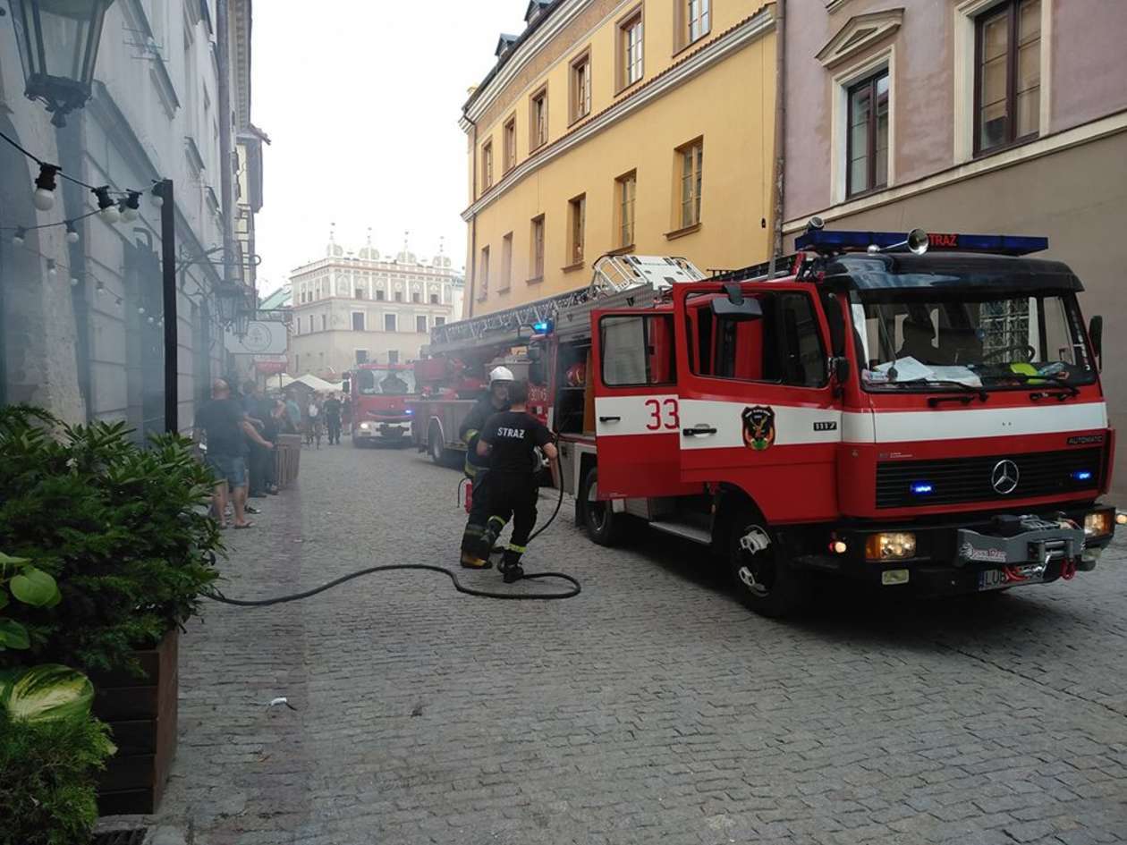  Akcja strażaków na Starym Mieście (zdjęcie 7) - Autor: Jacek Szydłowski