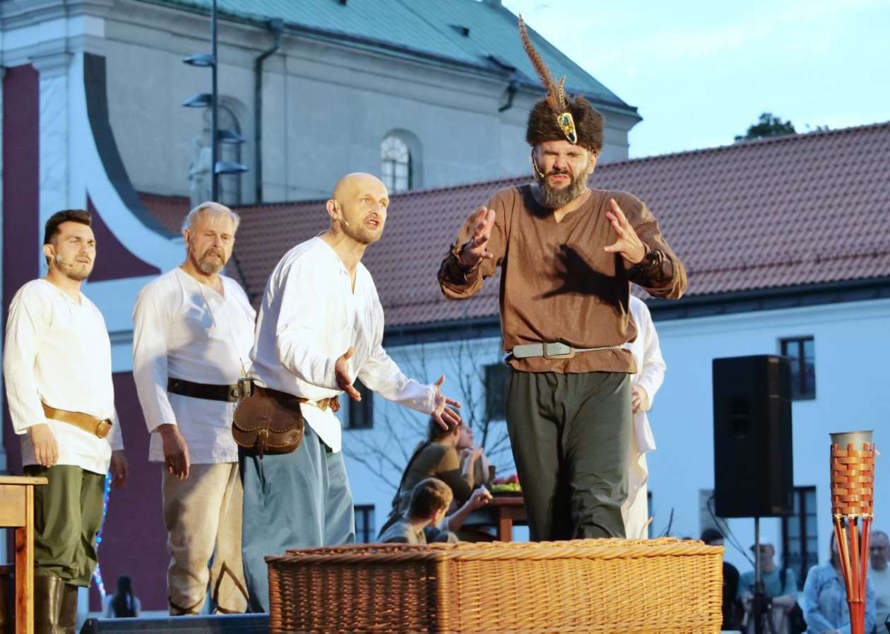  Teatr na placu Litewskim: Legenda o Czarciej Łapie (zdjęcie 38) - Autor: Maciej Kaczanowski