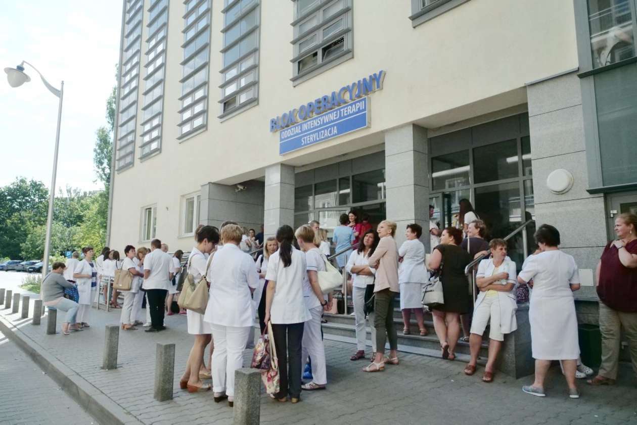 Lublin: Rozpoczął się protest pielęgniarek z SPSK4 