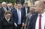 Premier Morawiecki w Kraśniku. Odsłonięcie pomnika i protest rolników (zdjęcie 3)