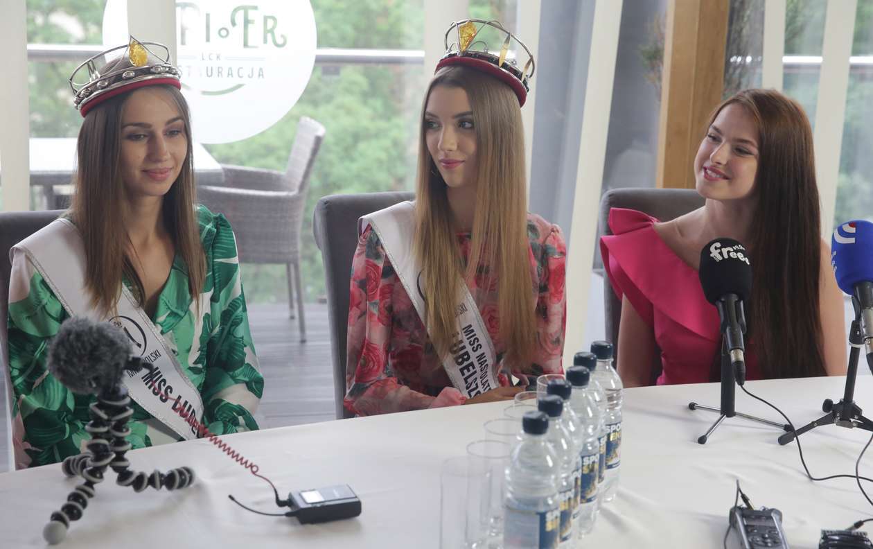  Konferencja Miss Polski Lubelszczyzny (zdjęcie 9) - Autor: Wojciech Nieśpiałowski
