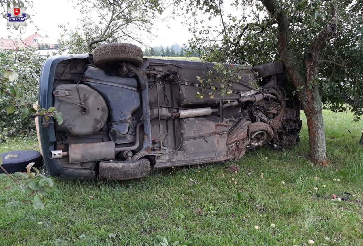  Audi dachowało w Janowicach  - Autor: Policja