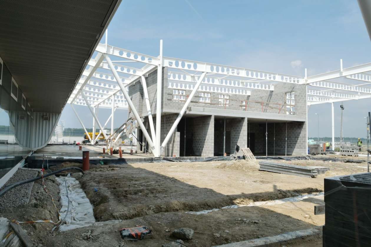  Rozbudowa terminala Portu Lotniczego Lublin (zdjęcie 18) - Autor: Maciej Kaczanowski
