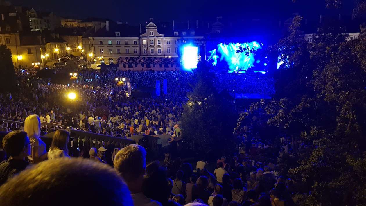  Siła Kobiet. Koncert na placu Zamkowym (zdjęcie 110) - Autor: Łukasz Dudkowski