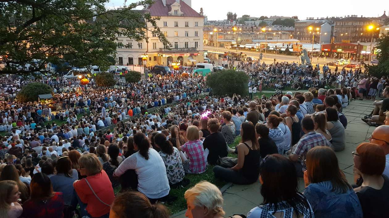  Siła Kobiet. Koncert na placu Zamkowym (zdjęcie 99) - Autor: Łukasz Dudkowski