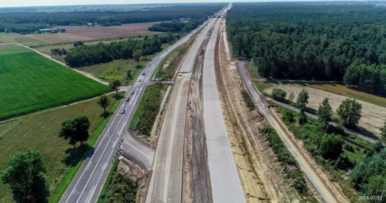  Budowa S17 Kurów - granica województwa. Zdjęcia z lipca 2018  - Autor: GDDKiA Lublin