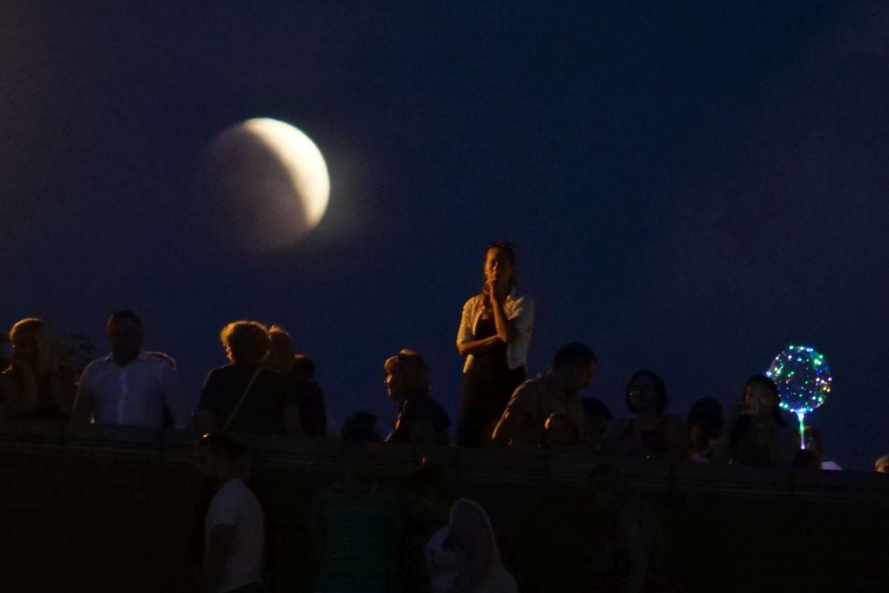  Zaćmienie Księżyca nad Lublinem (zdjęcie 10) - Autor: Maciej Kaczanowski