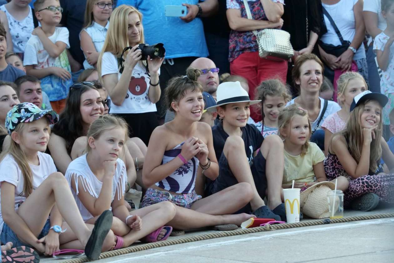  Carnaval Sztukmistrzów 2018: dzień drugi (zdjęcie 27) - Autor: Maciej Kaczanowski