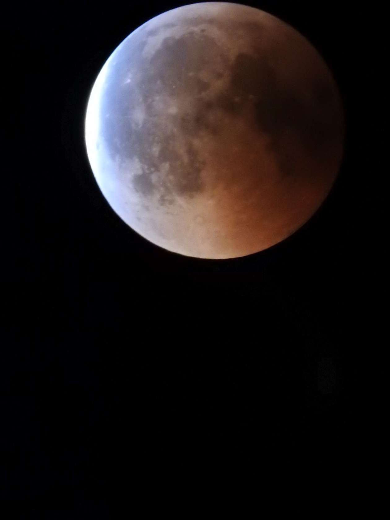  Zaćmienie Księżyca i widok Marsa. Zdjęcia naszych Czytelników (zdjęcie 4) - Autor: Paweł Małkowski 