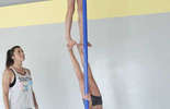 Trening młodych akrobatek (zdjęcie 4)