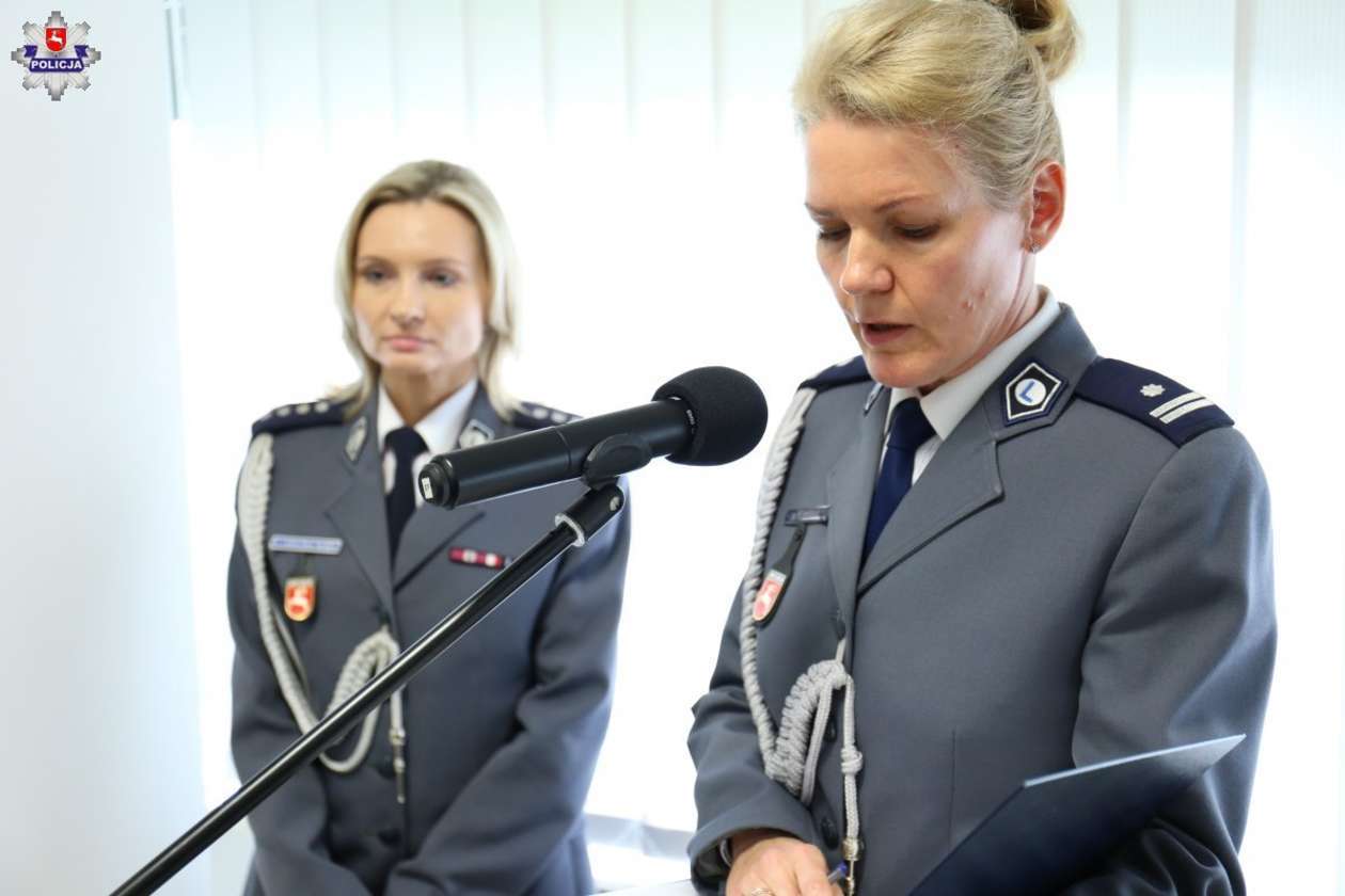  Awanse i wyróżnienia w lubelskim garnizonie policji (zdjęcie 16) - Autor: Policja