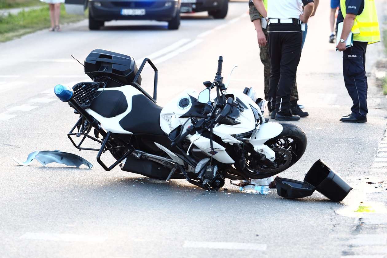  Wypadek na skrzyżowaniu ul. Franczaka Lalka i Jagiellończyka w Lublinie (zdjęcie 5) - Autor: Paweł Buczkowski