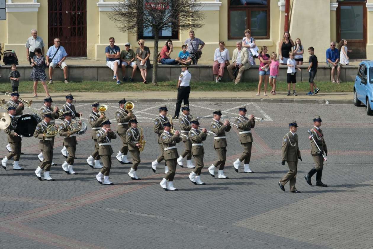  Obchody Święta Wojska Polskiego w Lublinie  (zdjęcie 8) - Autor: Maciej Kaczanowski