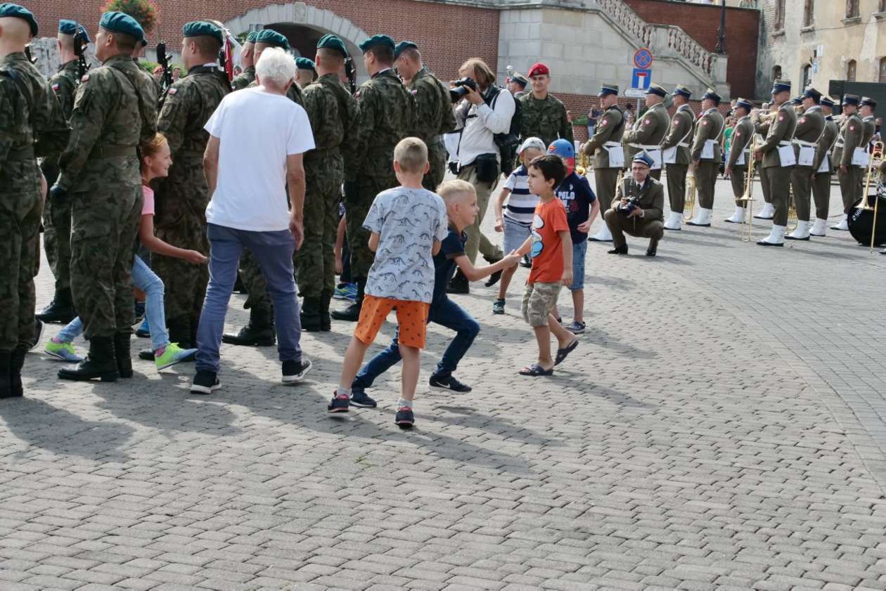  Obchody Święta Wojska Polskiego w Lublinie  (zdjęcie 21) - Autor: Maciej Kaczanowski