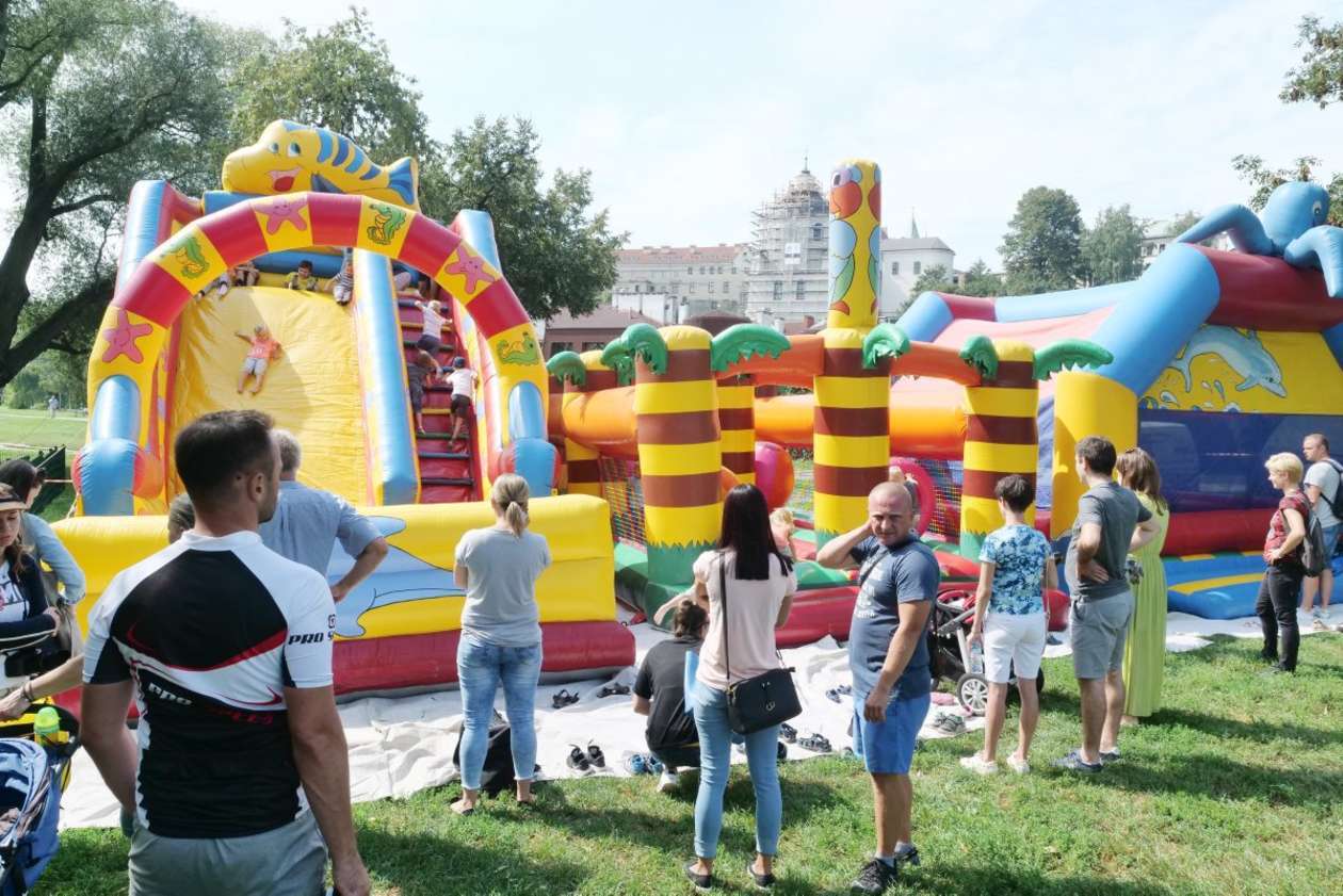  Błonia pod Zamkiem: Piknik rodzinny  (zdjęcie 10) - Autor: Maciej Kaczanowski