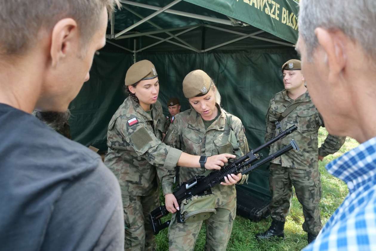 Błonia pod Zamkiem: Piknik rodzinny  - Autor: Maciej Kaczanowski