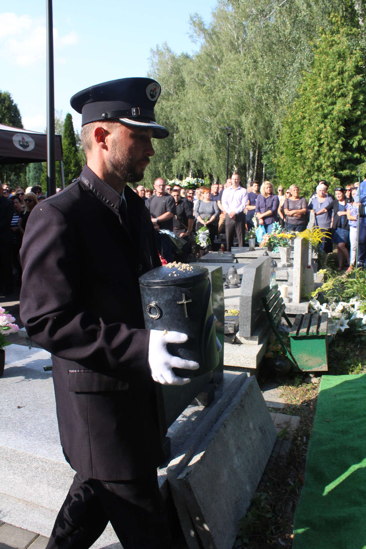  Pogrzeb Konrada Gacy (zdjęcie 62) - Autor: Mirosław Trembecki