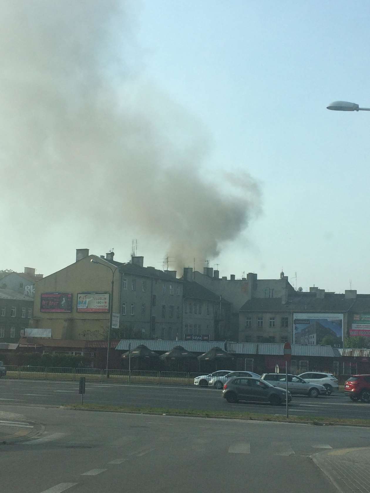 Pożar kamienicy przy ul. Rybnej w Lublinie