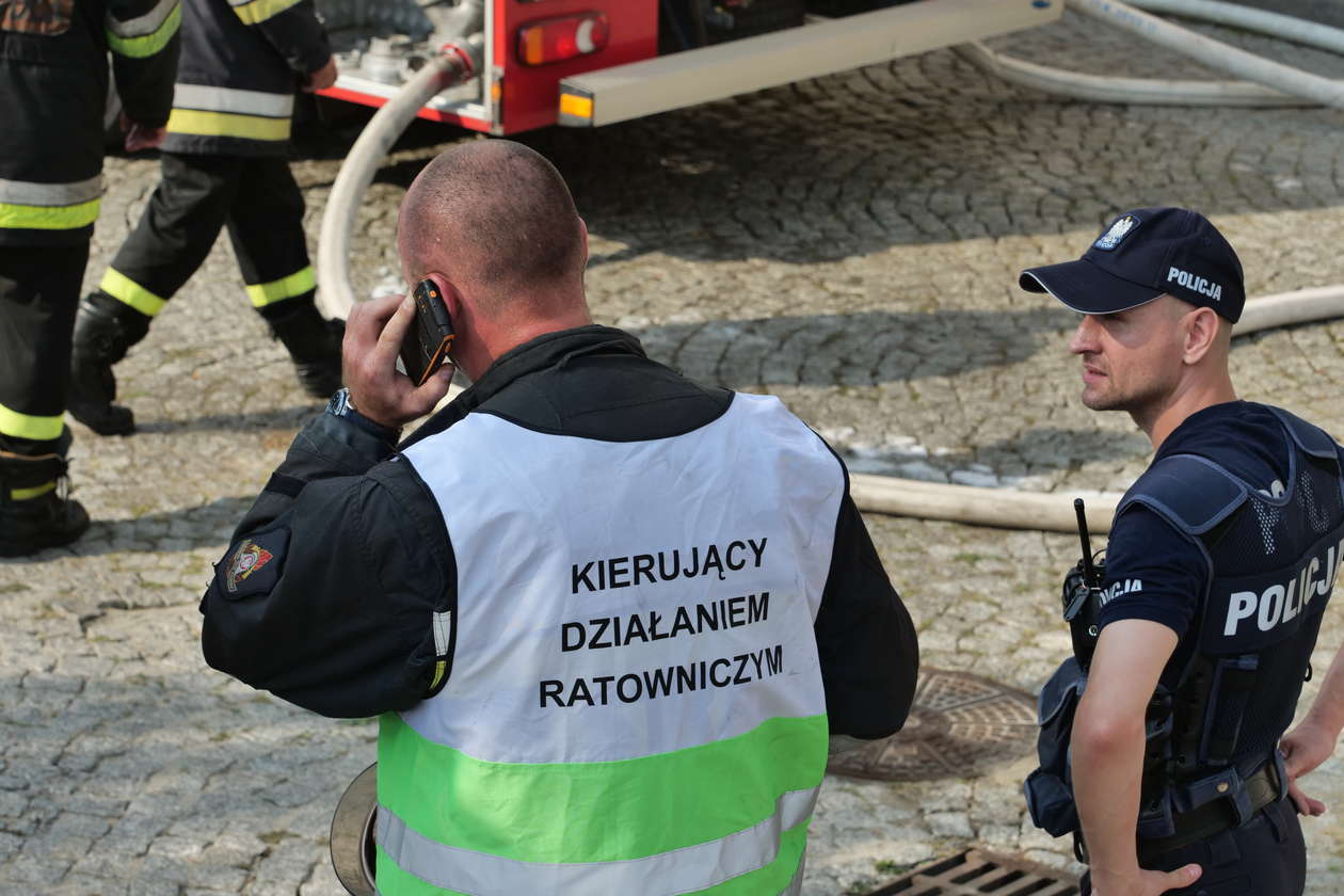  Pożar kamienicy przy ul. Rybnej w Lublinie (zdjęcie 15) - Autor: Maciej Kaczanowski