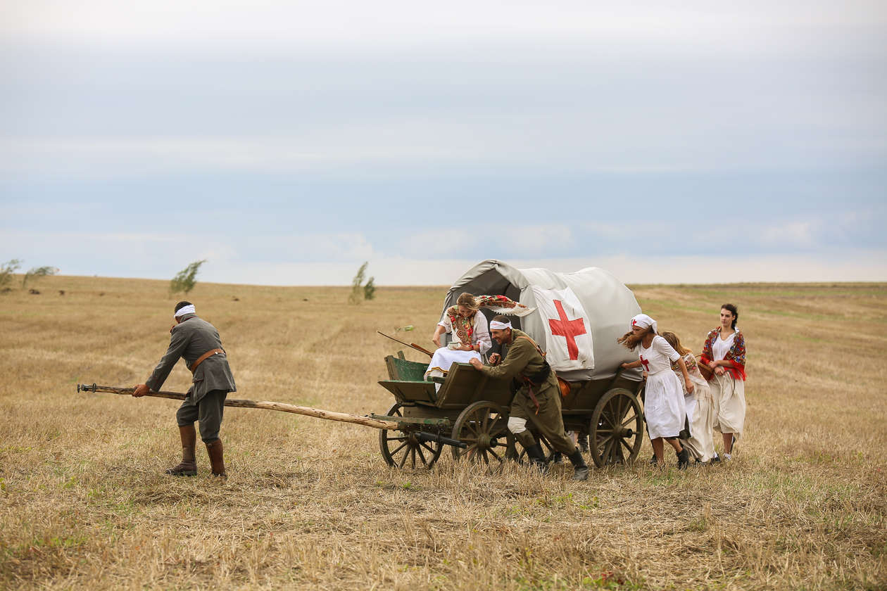  Inscenizacja Bitwy pod Komarowem (zdjęcie 4) - Autor: Kazimierz Chmiel