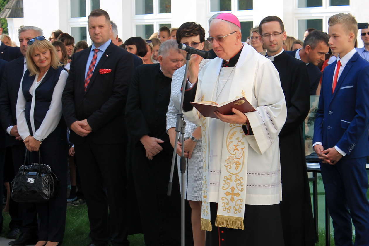  Wojewódzka inauguracja nowego roku szkolnego  (zdjęcie 11) - Autor: Radosław Szczęch